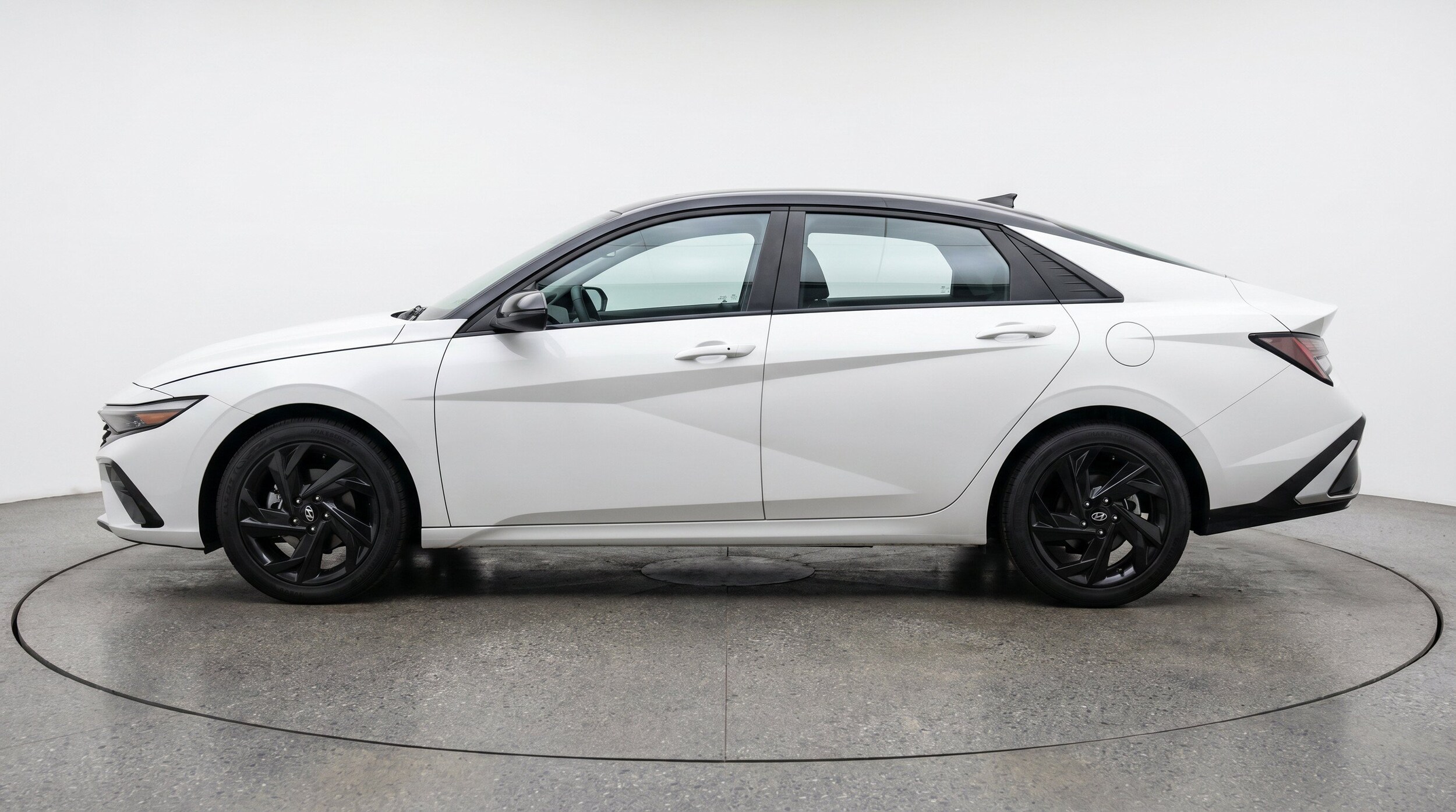 Thumbnail: 2026 Hyundai Elantra - 5