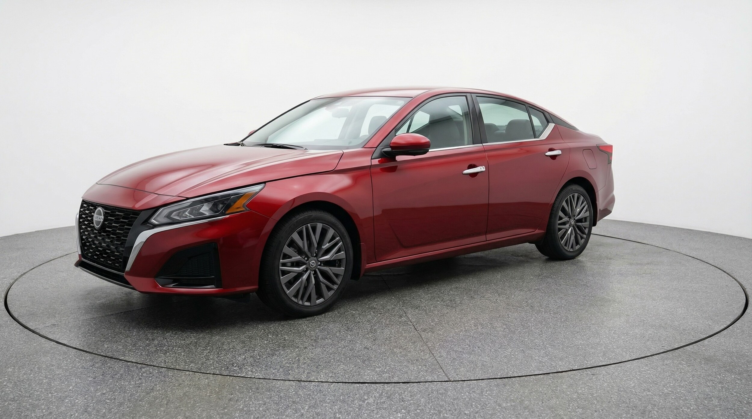 Thumbnail: 2025 Nissan Altima - 3