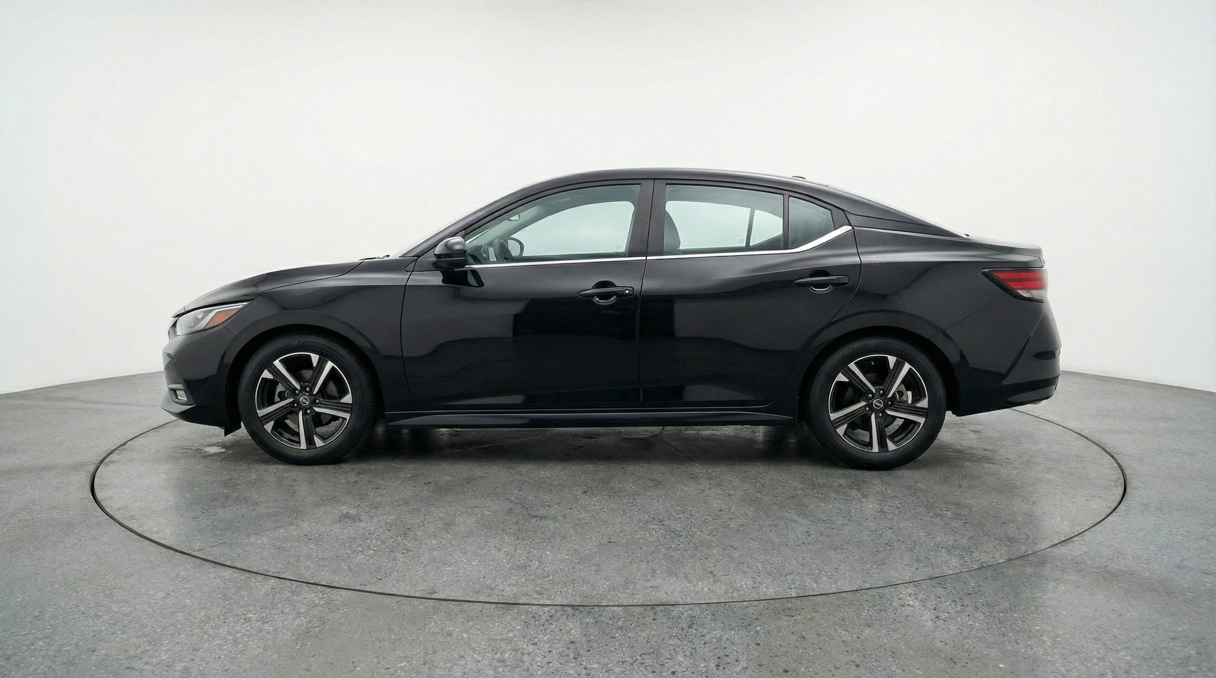 Thumbnail: 2025 Nissan Sentra - 5