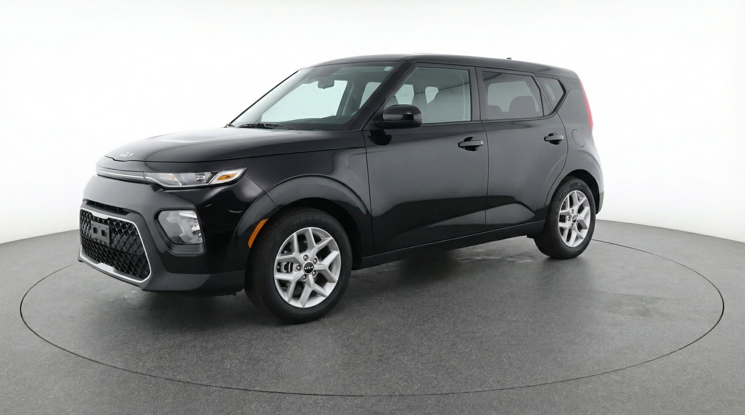 Thumbnail: 2025 Kia Soul - 3