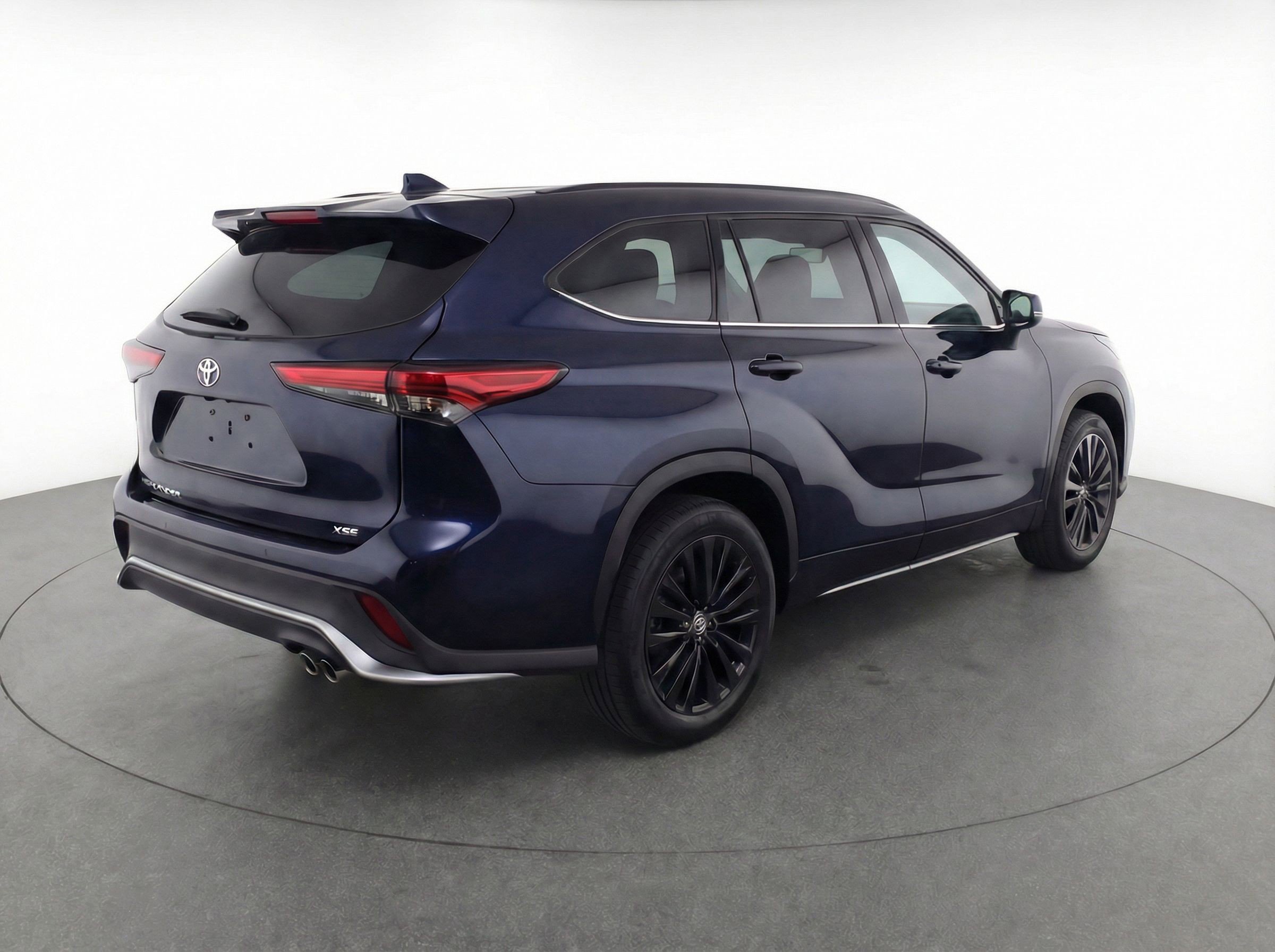 Thumbnail: 2024 Toyota Highlander - 9
