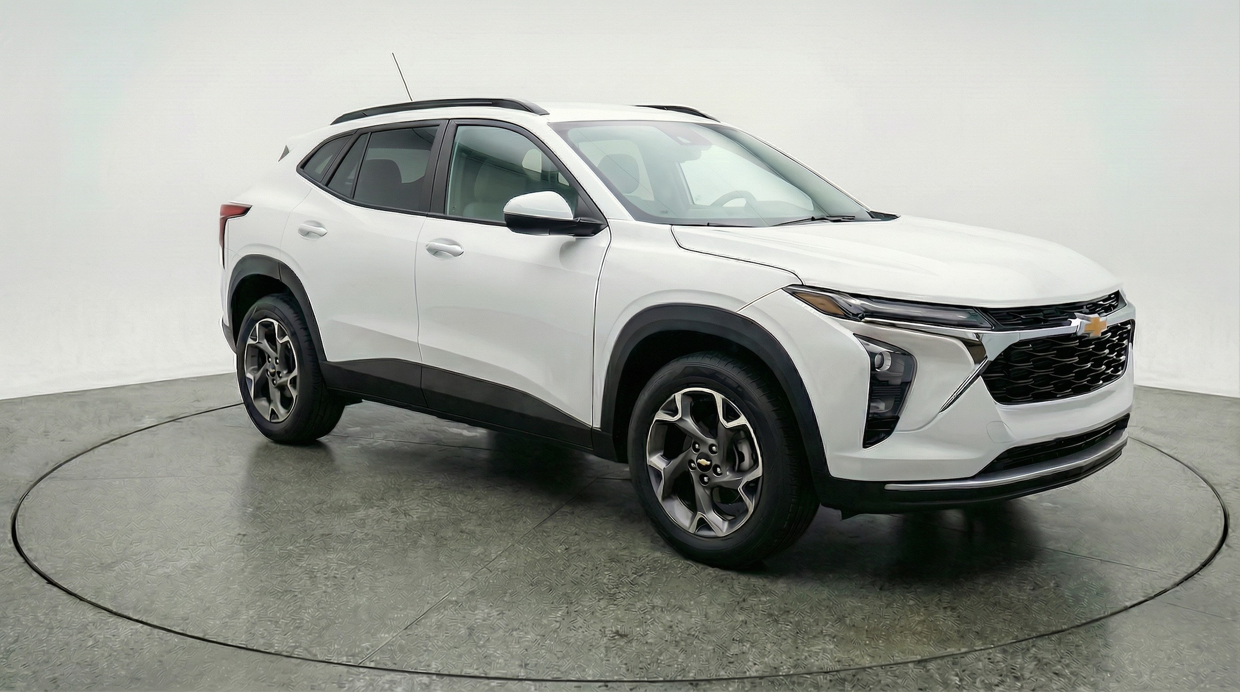 Thumbnail: 2025 Chevrolet Trax - 1