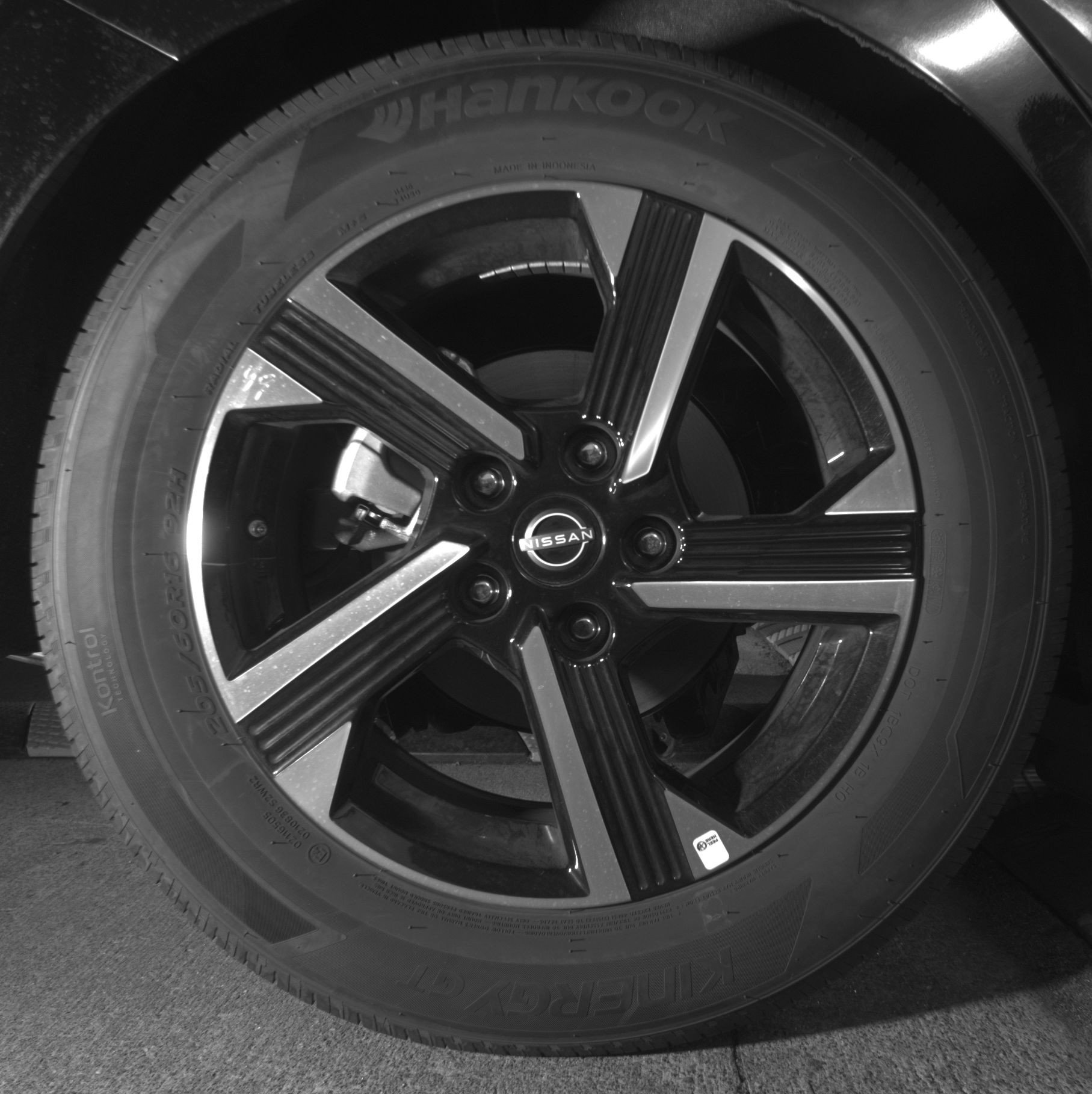 Thumbnail: 2025 Nissan Sentra - 15