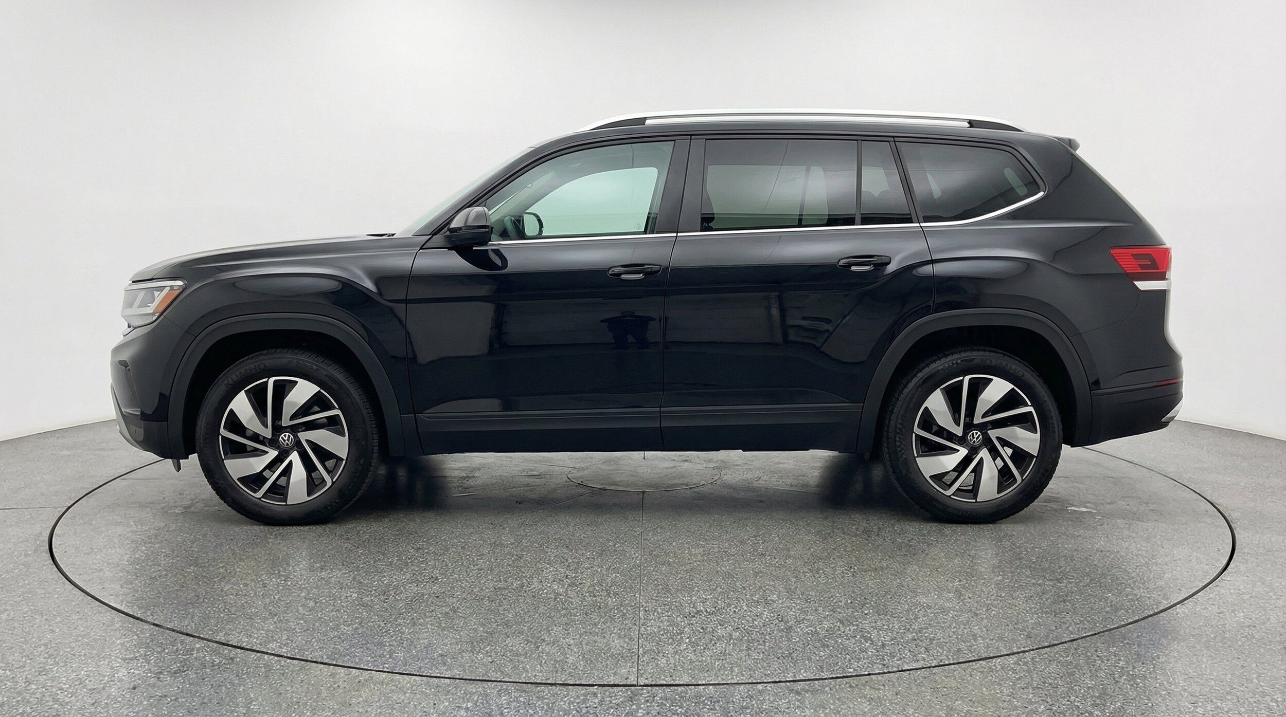 Thumbnail: 2026 Volkswagen Atlas - 5