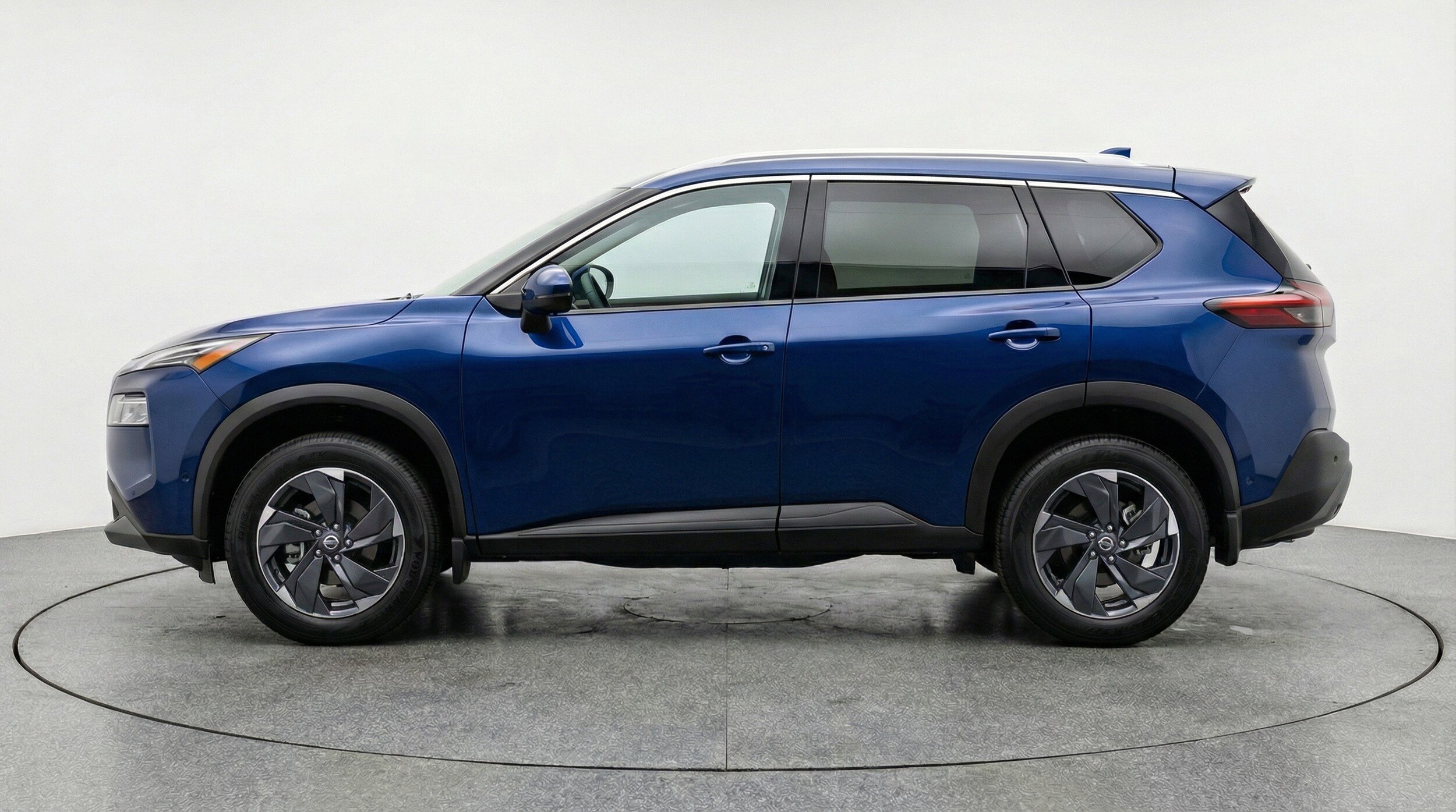 Thumbnail: 2025 Nissan Rogue - 5