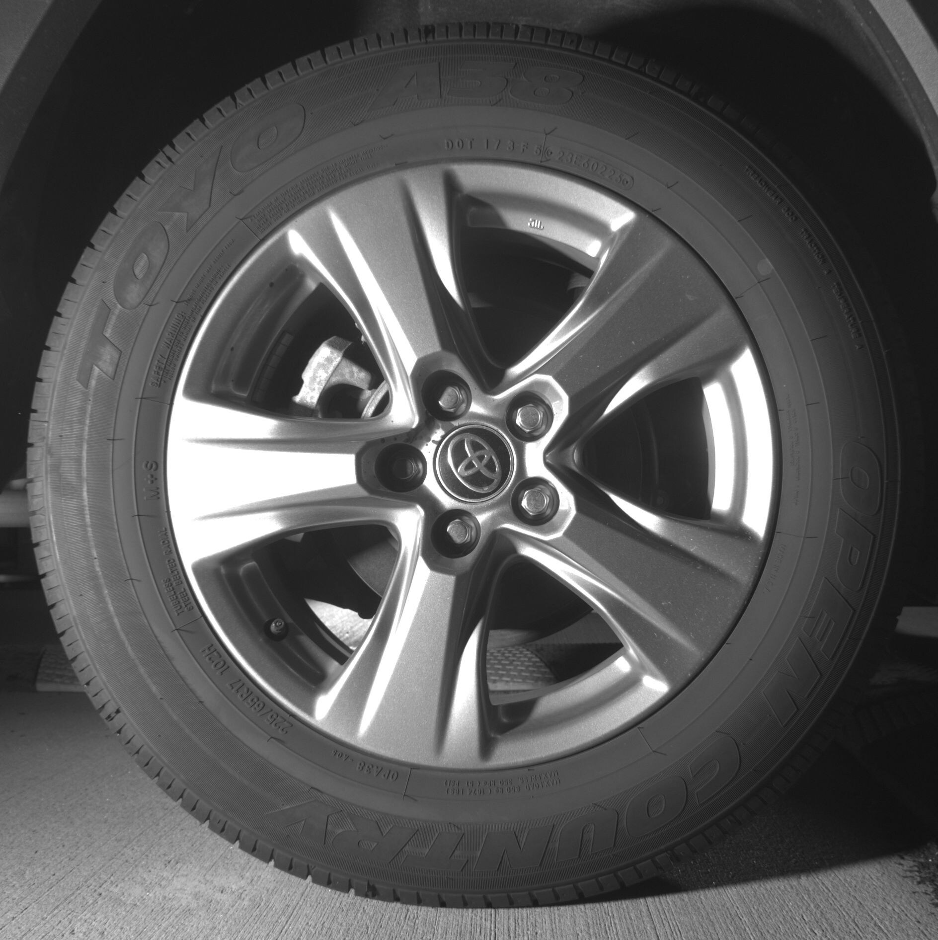 Thumbnail: 2025 Toyota RAV4 - 12