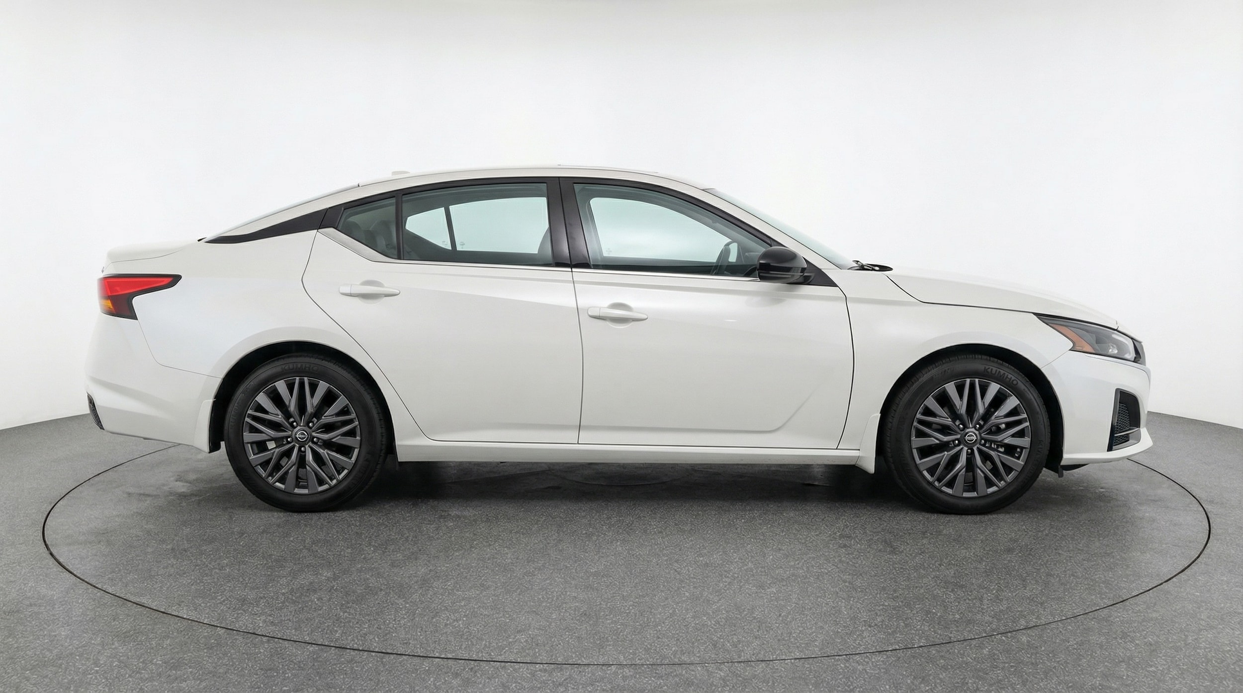 Thumbnail: 2025 Nissan Altima - 8