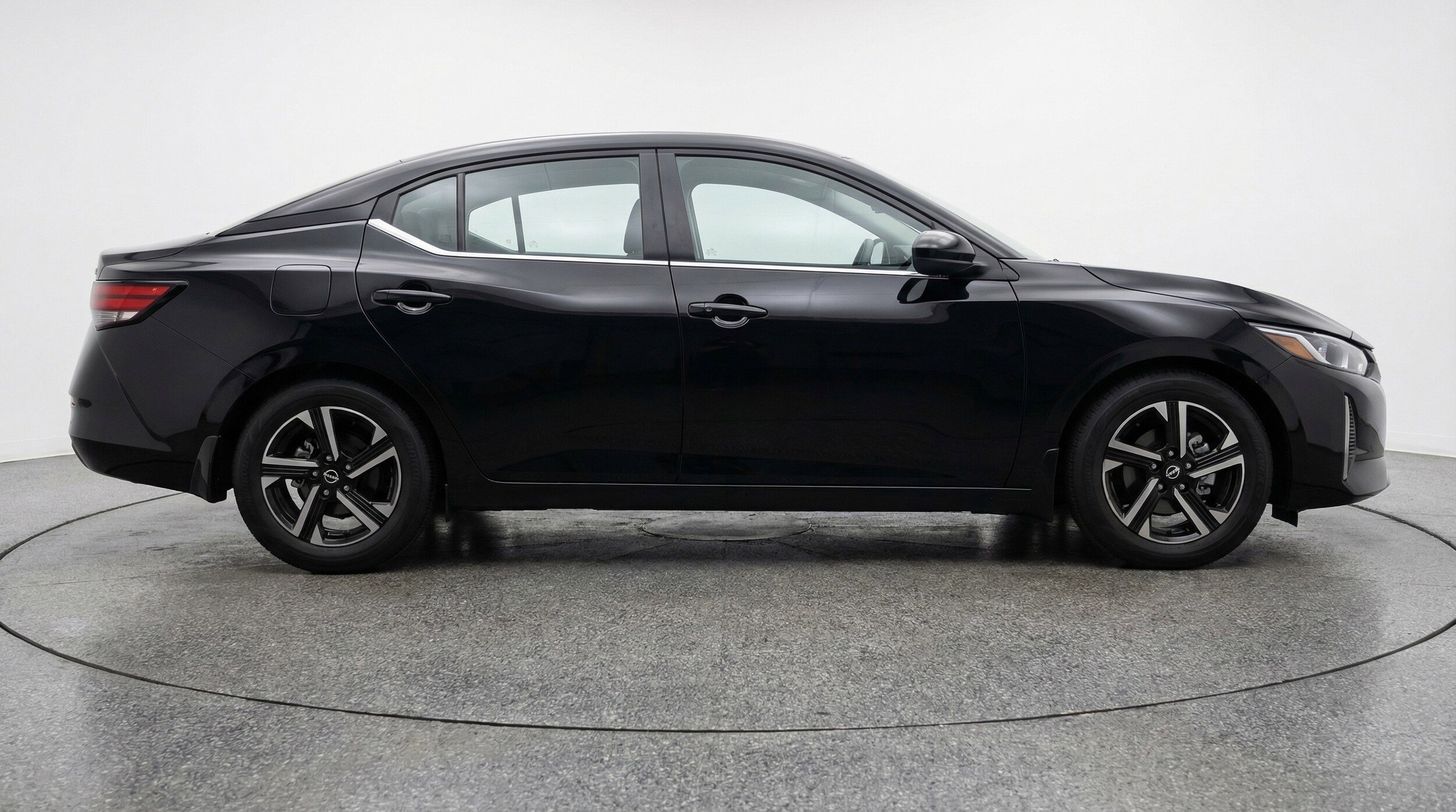 Thumbnail: 2025 Nissan Sentra - 11