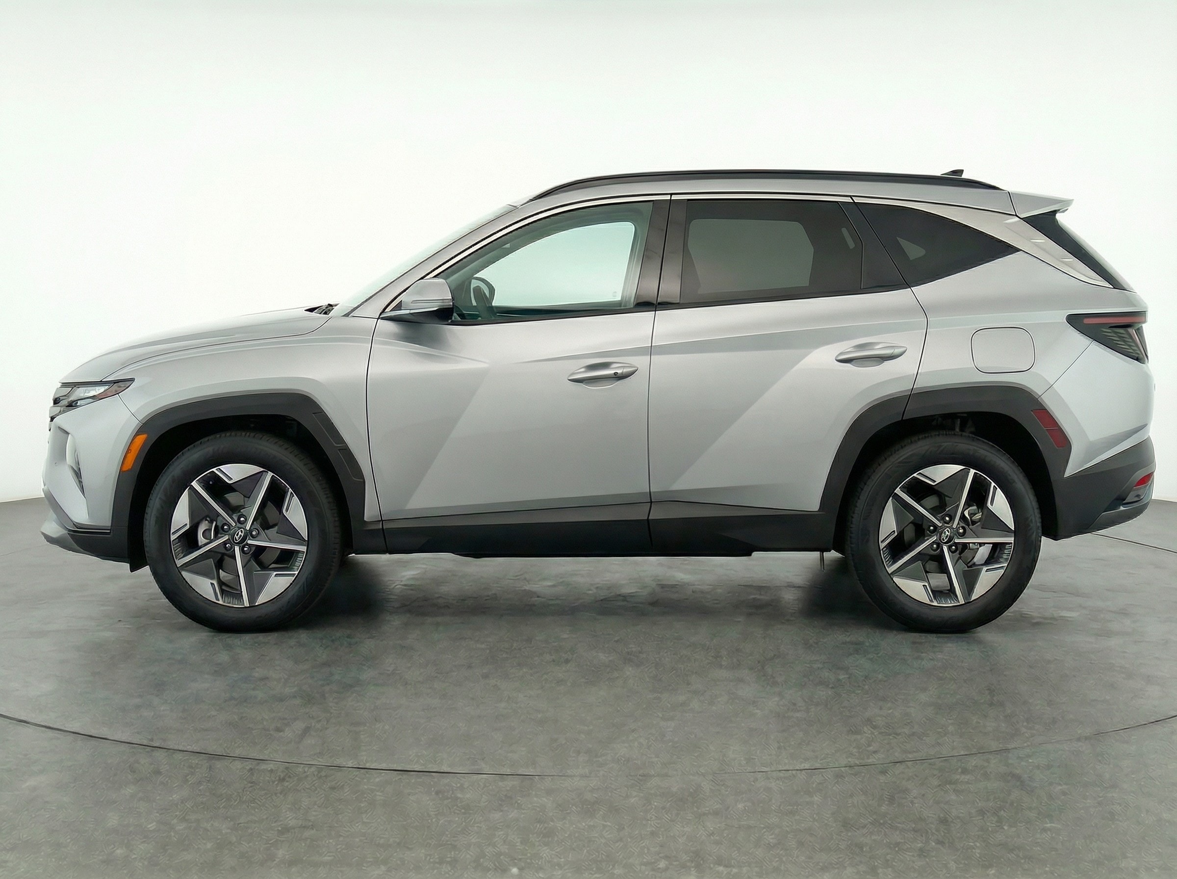 Thumbnail: 2025 Hyundai Tucson - 4