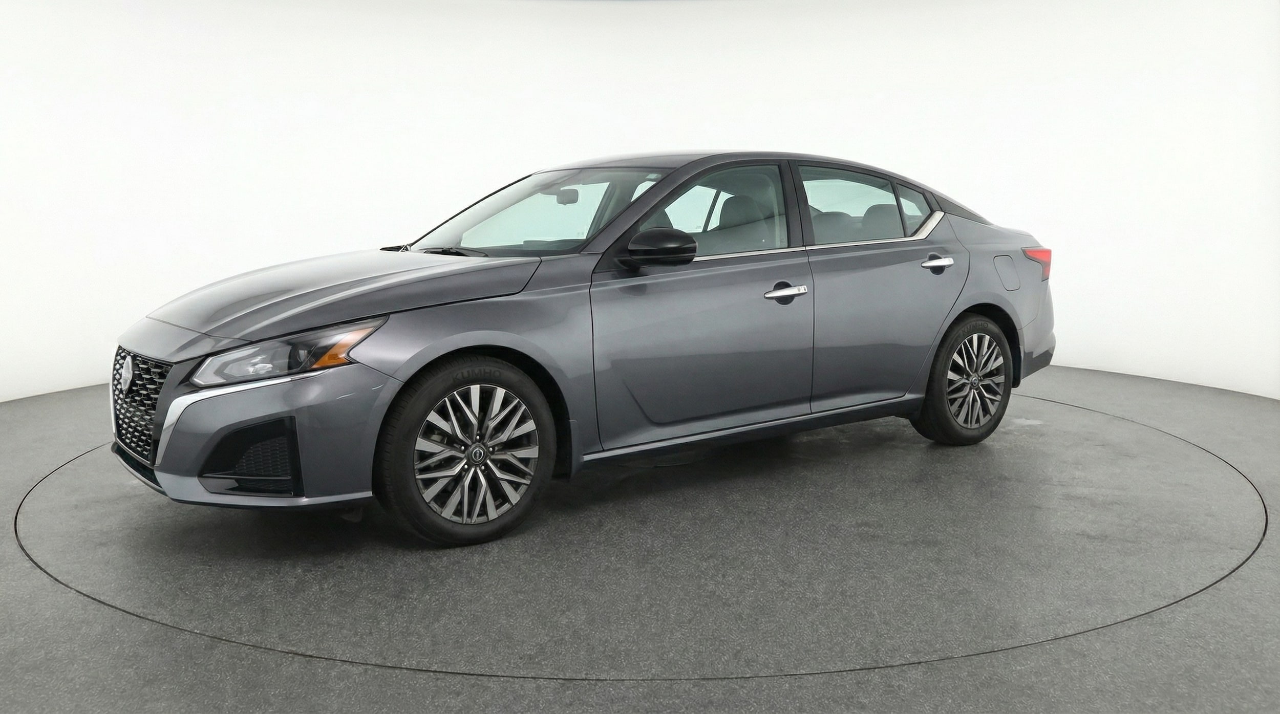 Thumbnail: 2025 Nissan Altima - 3