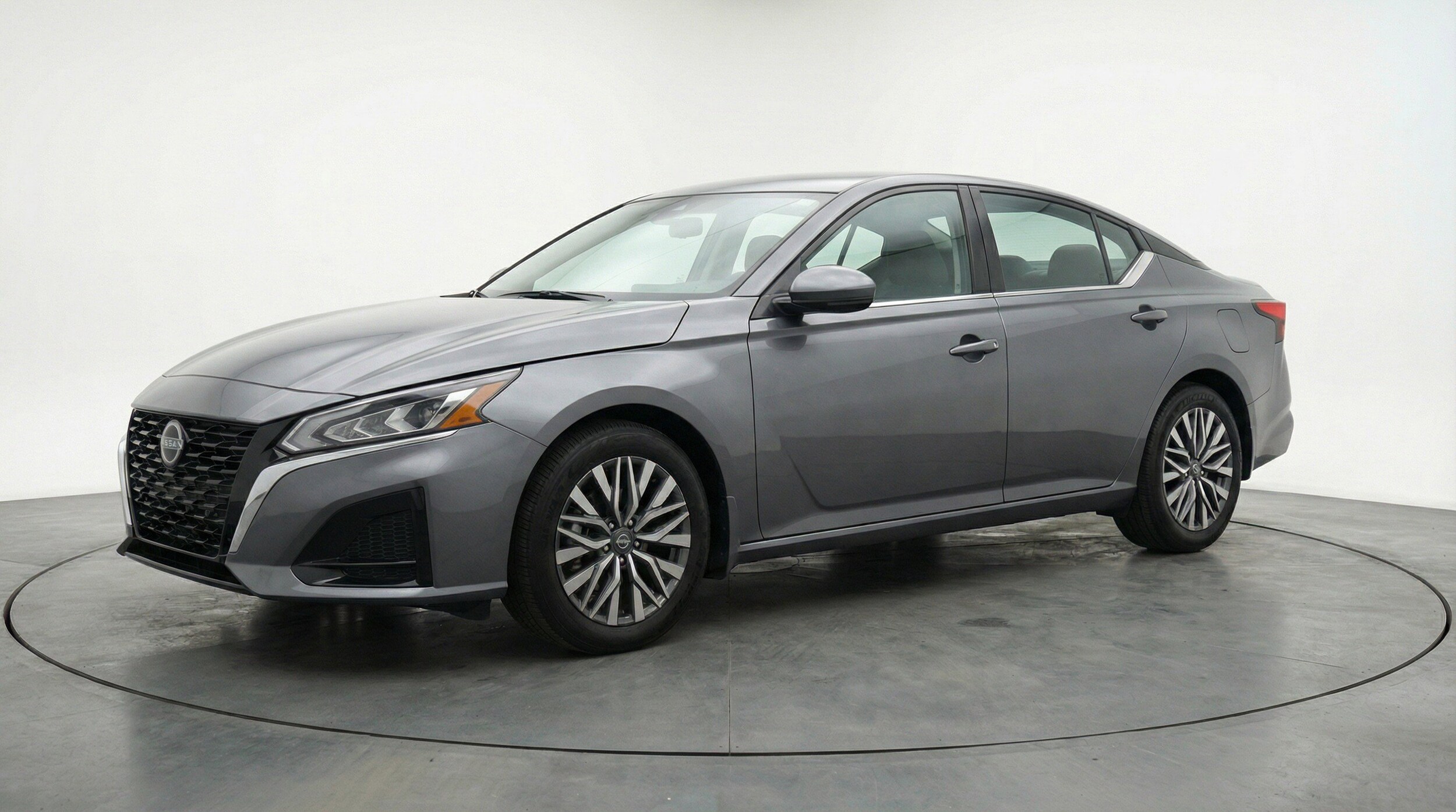 Thumbnail: 2025 Nissan Altima - 3