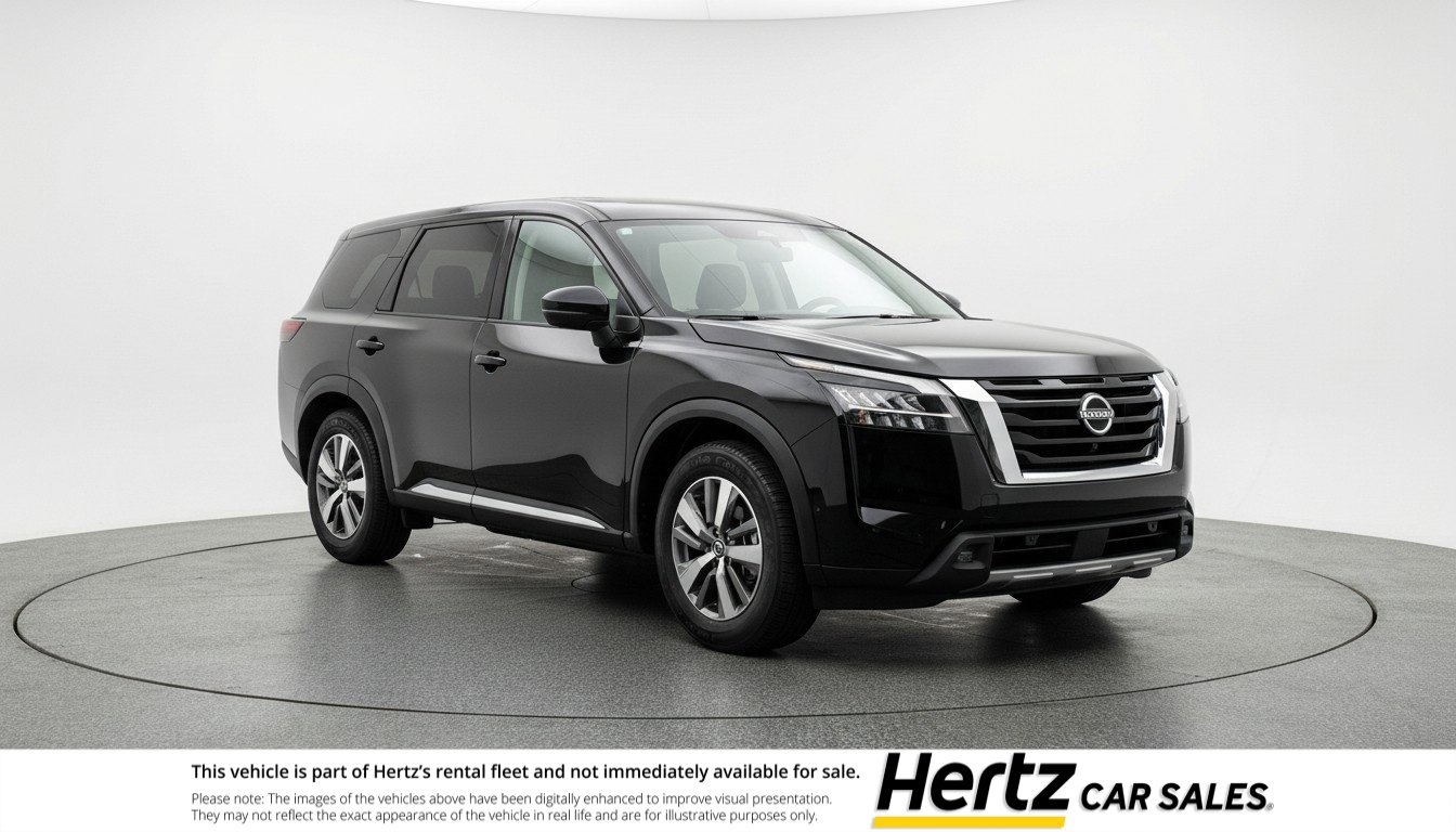 Thumbnail: 2025 Nissan Pathfinder - 1