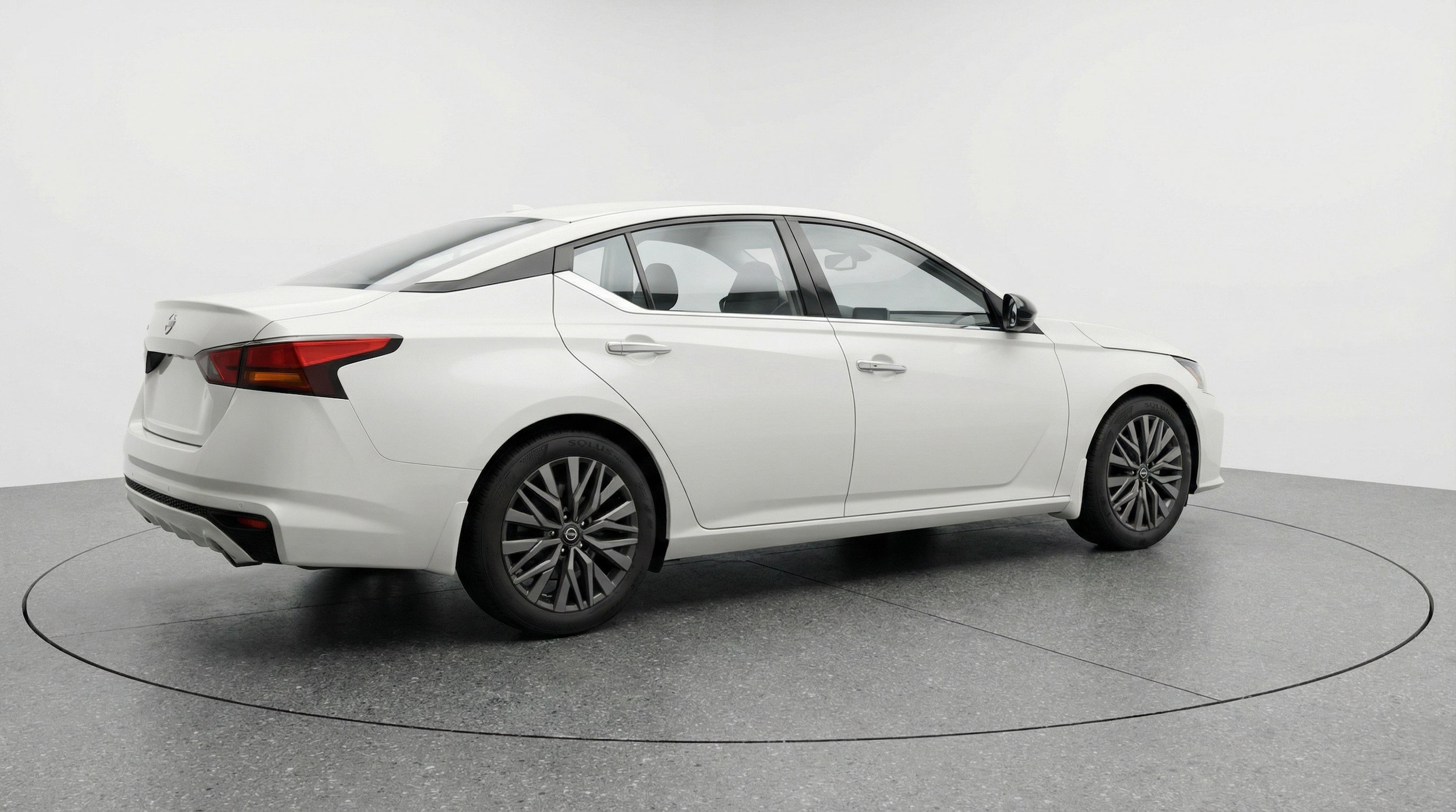 Thumbnail: 2025 Nissan Altima - 9