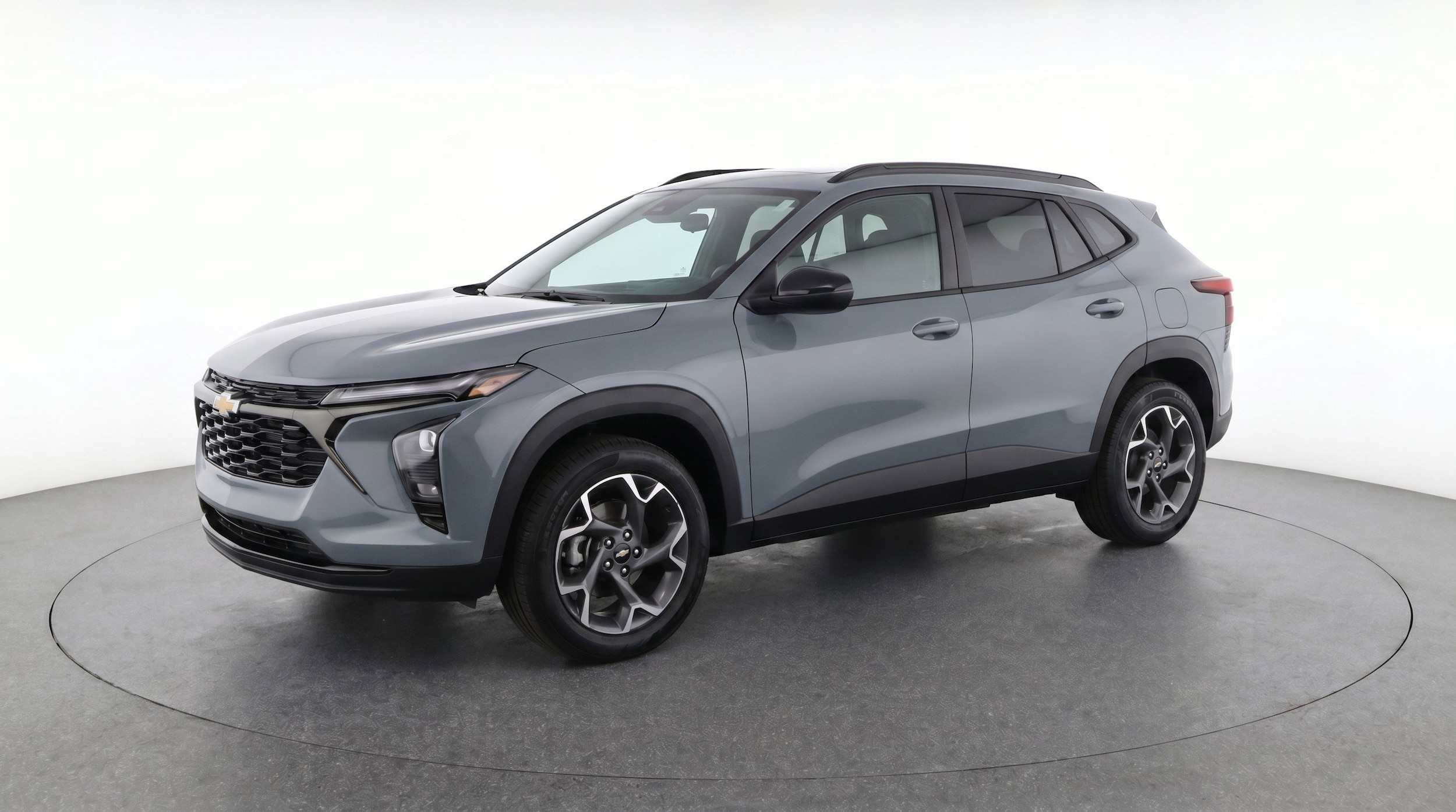 Thumbnail: 2025 Chevrolet Trax - 3