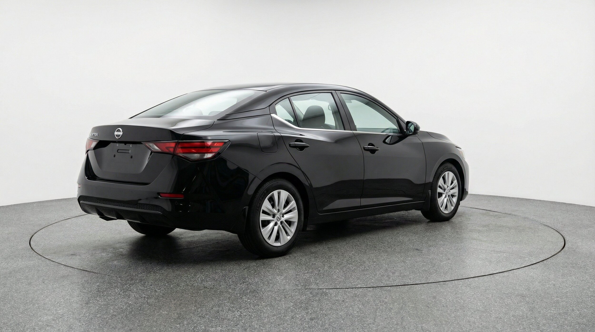 Thumbnail: 2025 Nissan Sentra - 9