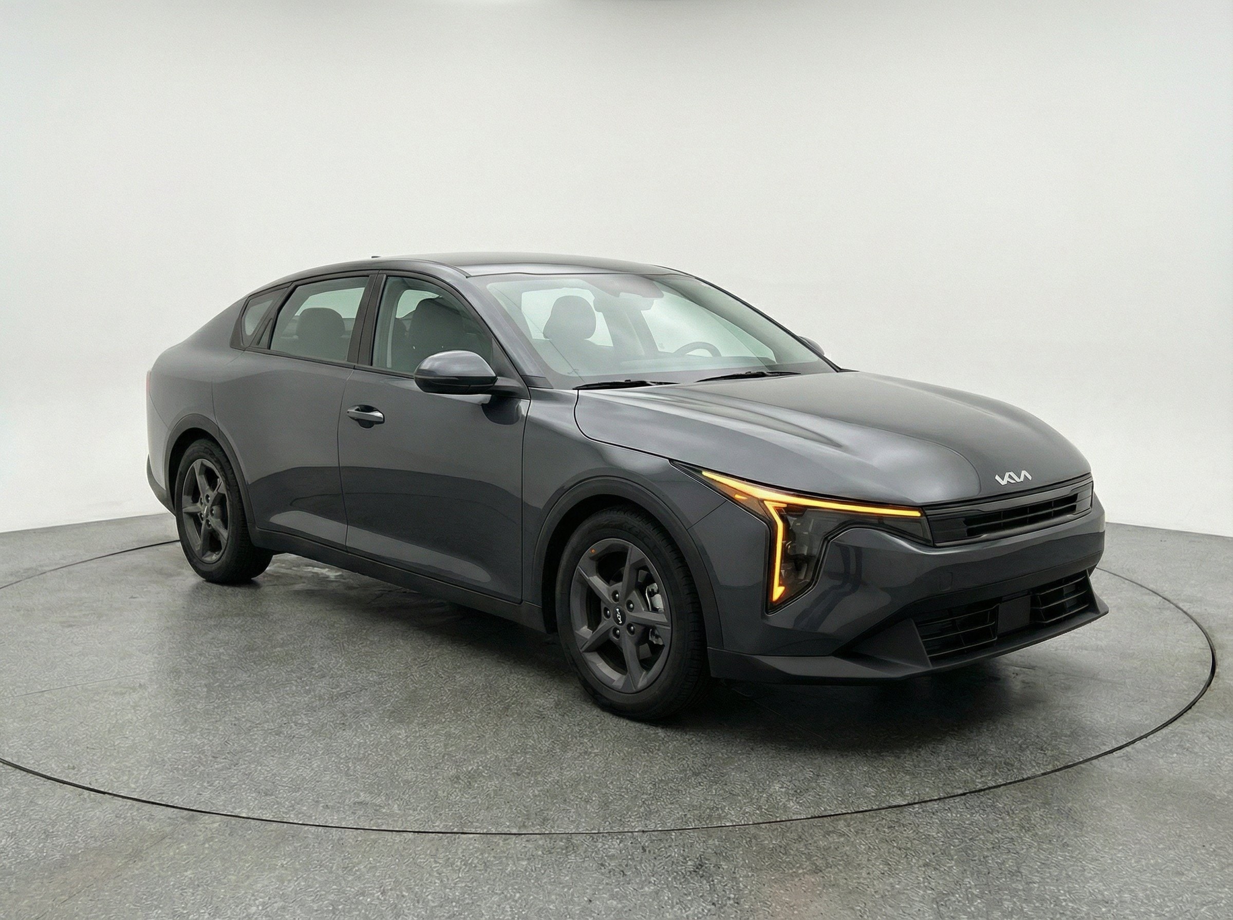Thumbnail: 2025 Kia K4 - 3