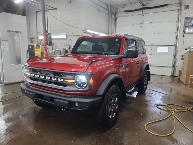2024 Ford Bronco Big Bend photo 2
