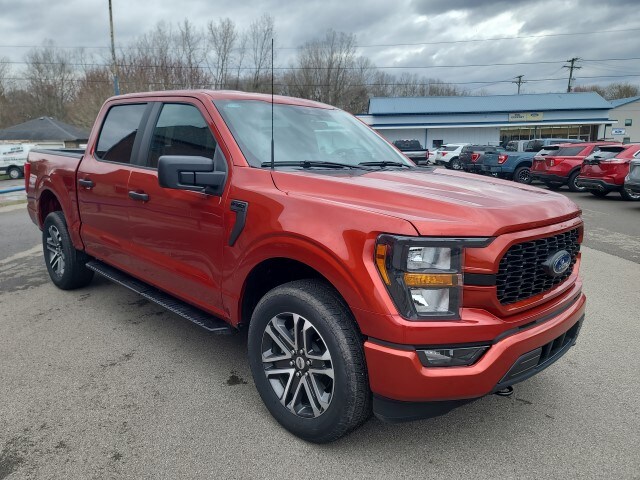 2023 Ford F-150 XL STX photo 3