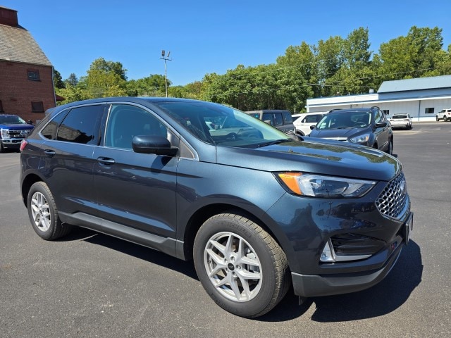 2024 Ford Edge SEL's photo