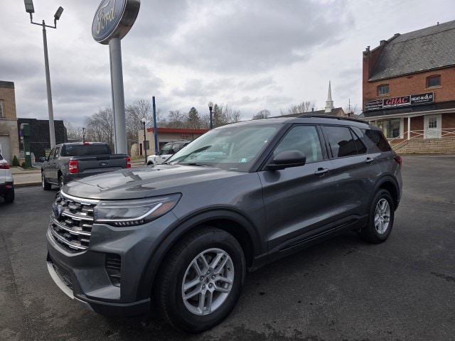 2026 Ford Explorer Active AWD