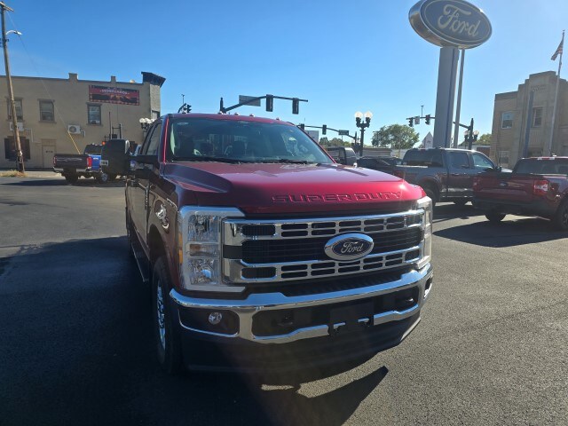 2026 Ford F-250 XLT photo 3