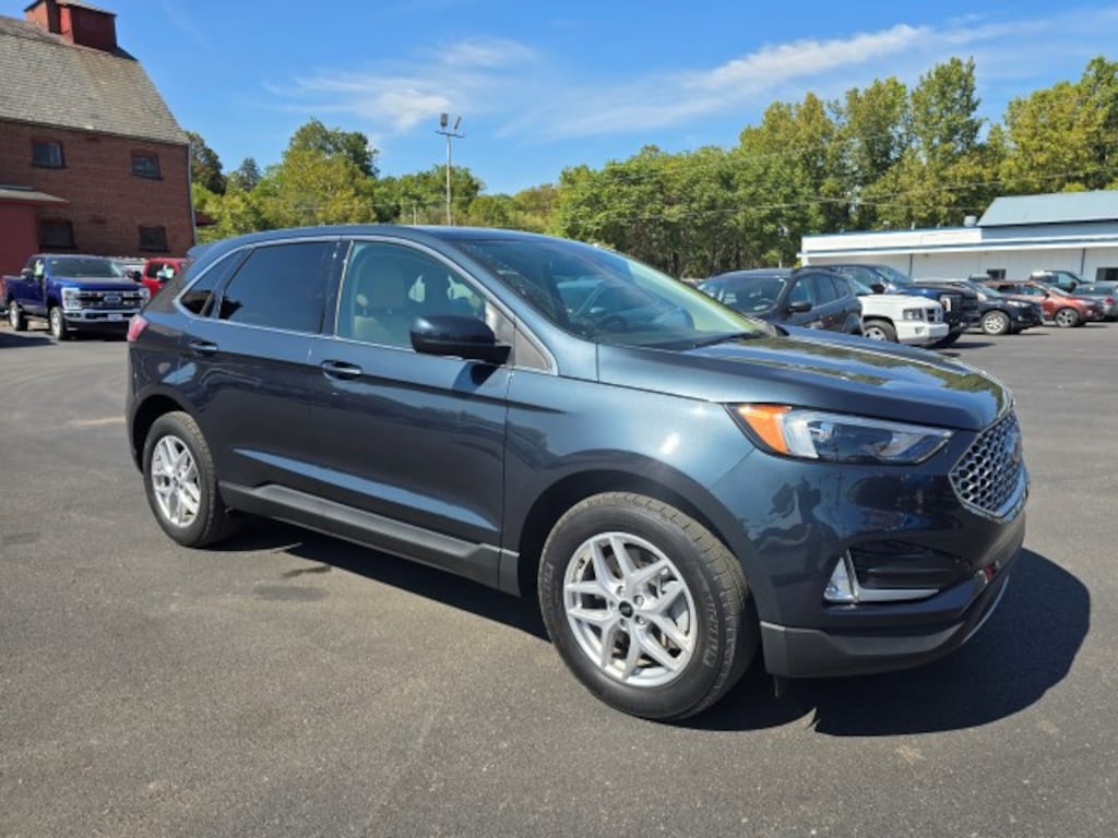 Used 2024 Ford Edge SEL AWD SUV