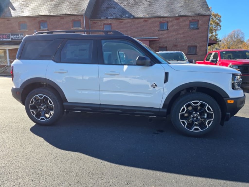 New 2025 Ford Bronco Sport Outer Banks 4x4 SUV
