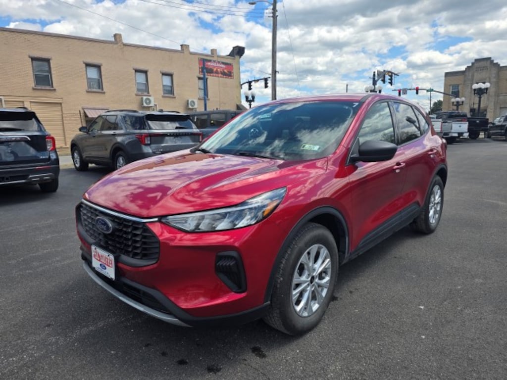 Used 2025 Ford Escape Active AWD SUV
