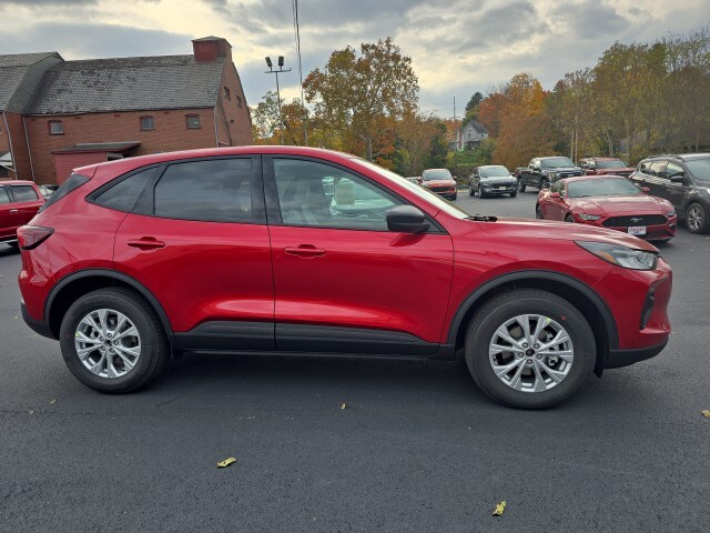 2025 Ford Escape Active photo 4