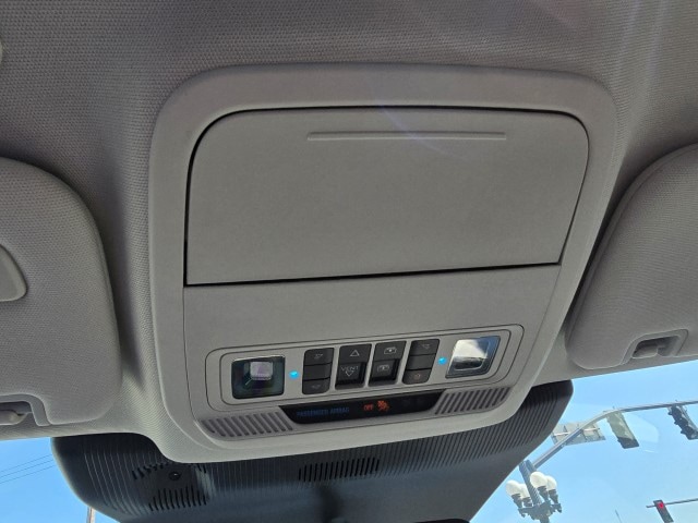 2025 Ford Explorer Active - Photo 22