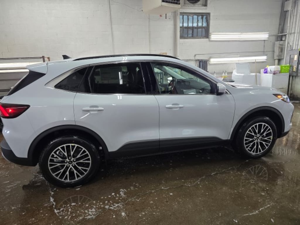 New 2026 Ford Escape Plug in Hybrid SUV