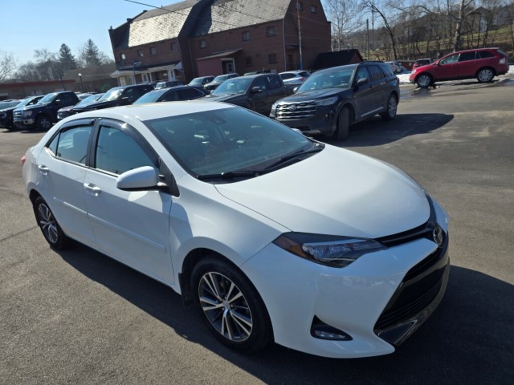 Used 2017 Toyota Corolla LE Sedan