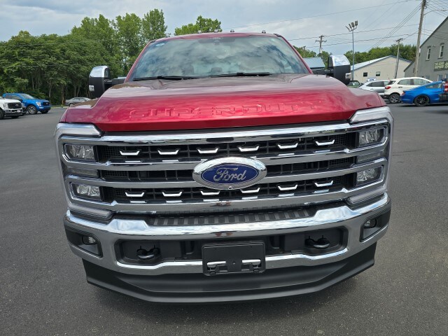 2025 Ford F-350 Lariat photo 2