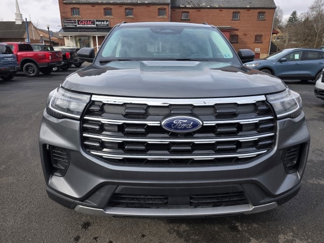 View vehicle photo 2