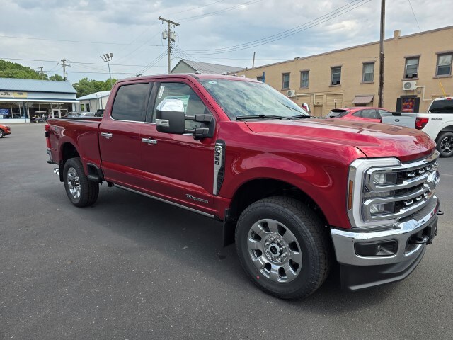 2025 Ford F-350 Lariat photo 3