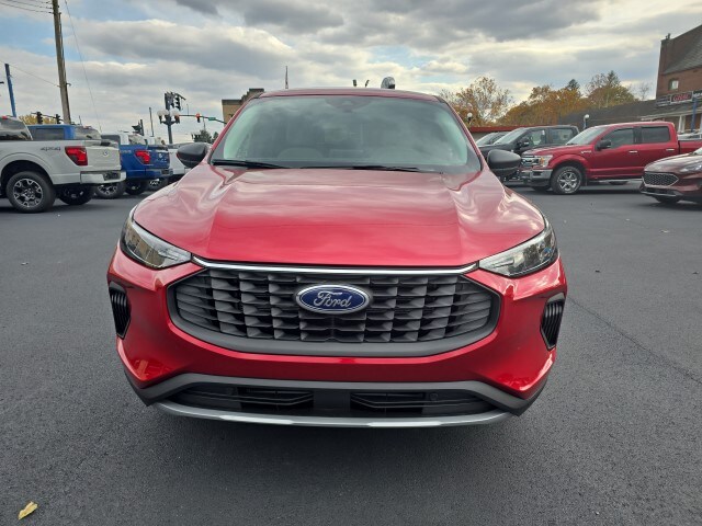 2025 Ford Escape Active photo 2
