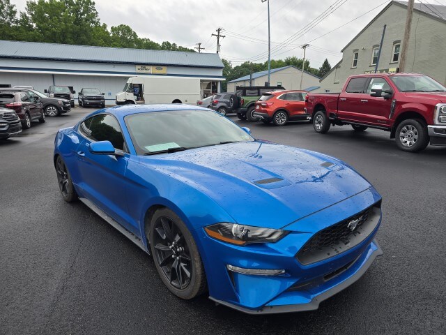 2020 Ford Mustang photo 4