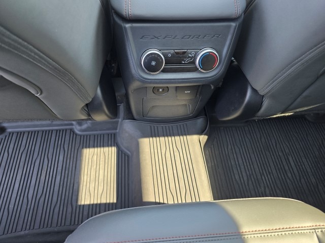2025 Ford Explorer Active - Photo 29