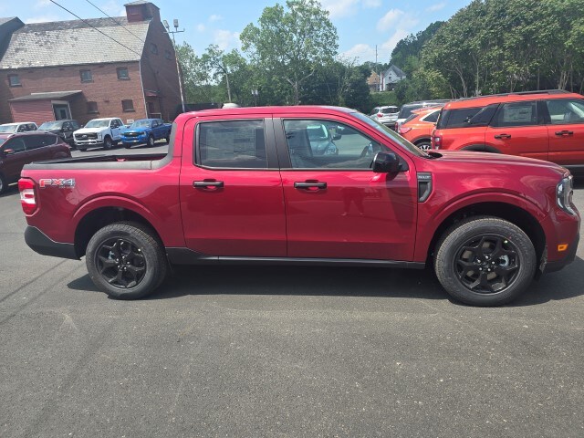 2025 Ford Maverick XLT photo 4