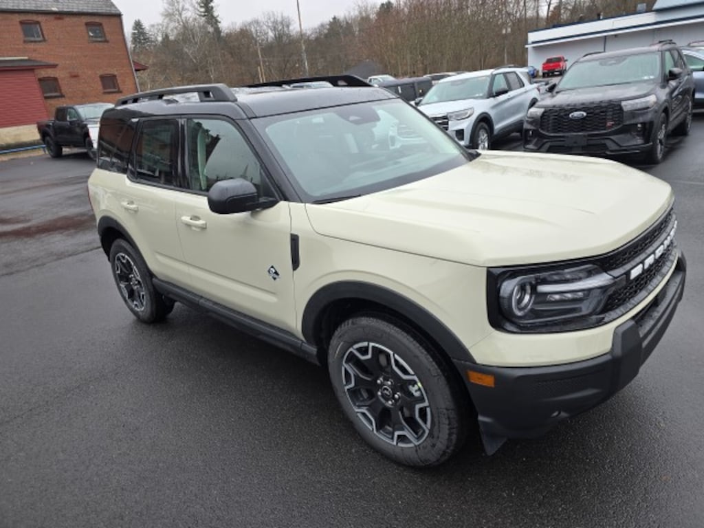 New 2025 Ford Bronco Sport Outer Banks 4x4 SUV