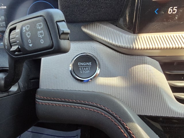 2025 Ford Explorer Active - Photo 23