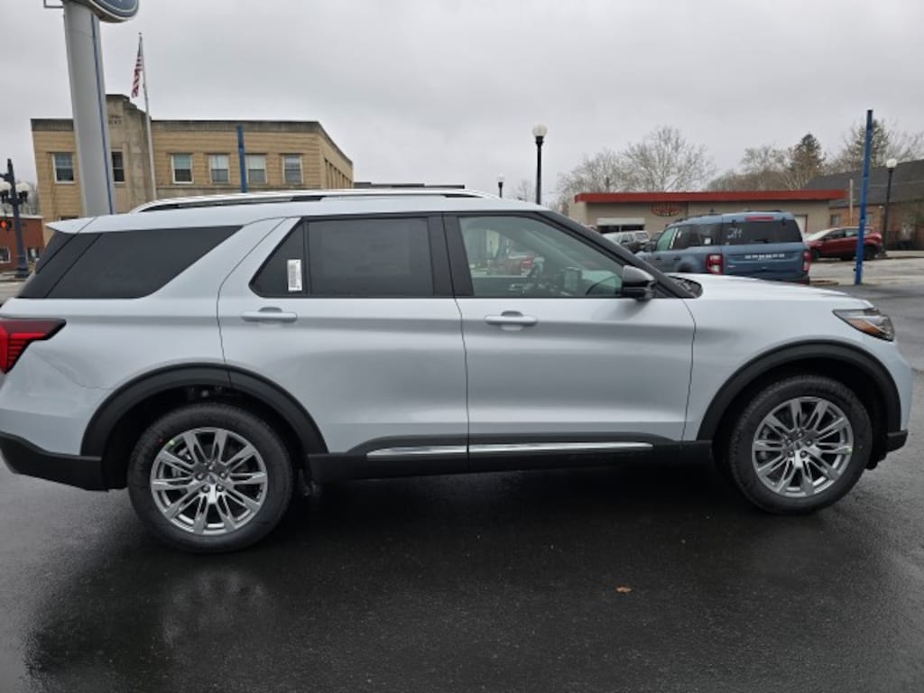 New 2026 Ford Explorer Platinum 4x4 SUV