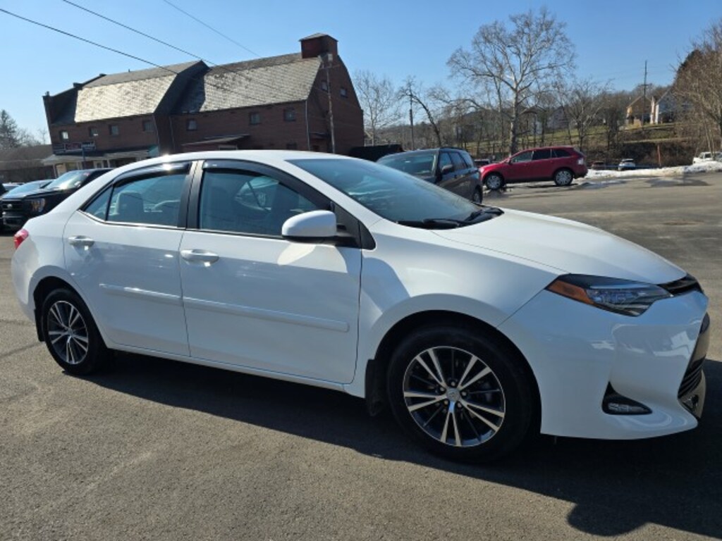 Used 2017 Toyota Corolla LE Sedan