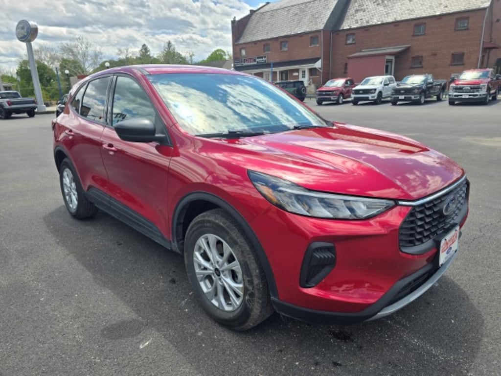 Used 2025 Ford Escape Active AWD SUV
