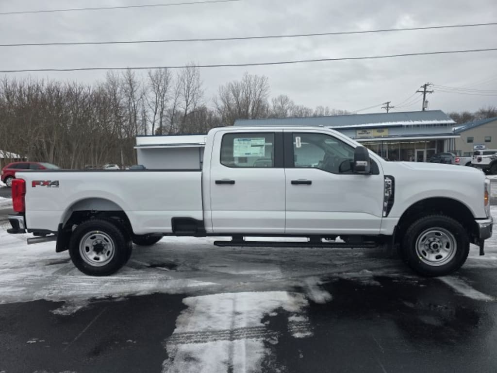 New 2026 Ford F-350 4x4 Crew Cab XL With FX4 Truck Crew Cab