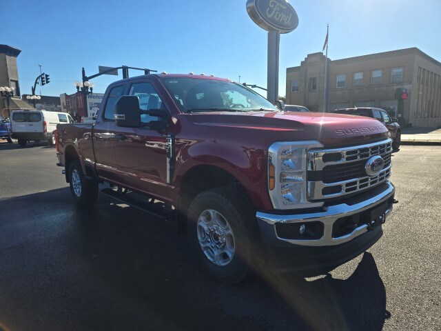 2026 Ford F-250 XLT photo 4