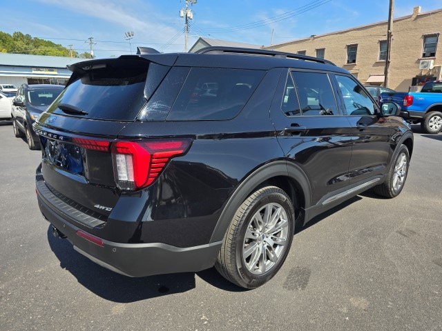 2025 Ford Explorer Active - Photo 6