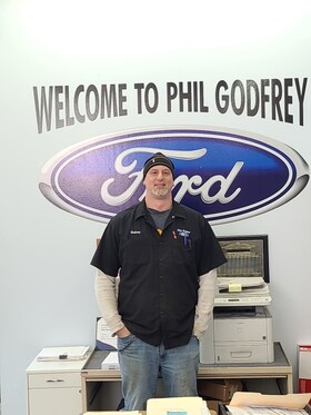 Staff member Tom Holiday from de5b68b809d1