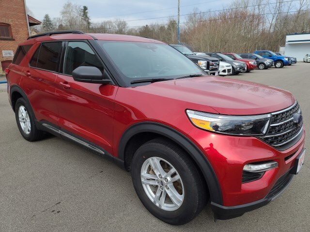 2020 Ford Explorer XLT photo 3