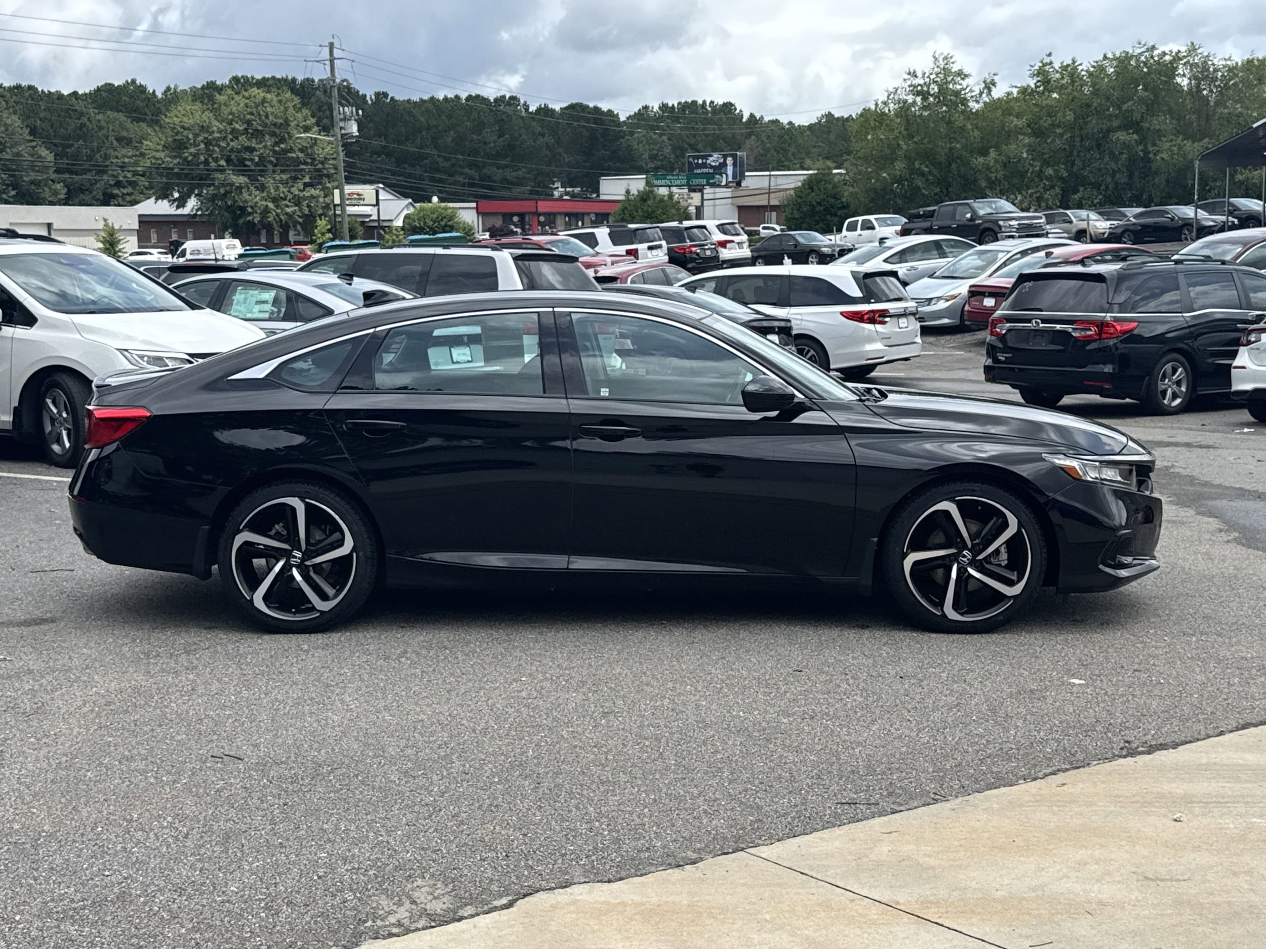 Used 2022 Honda Accord Sport SE with VIN 1HGCV1F48NA067110 for sale in Athens, GA